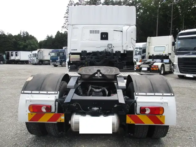 令和02年12月中古大型トラクタヘッド日産UDクオンの画像6