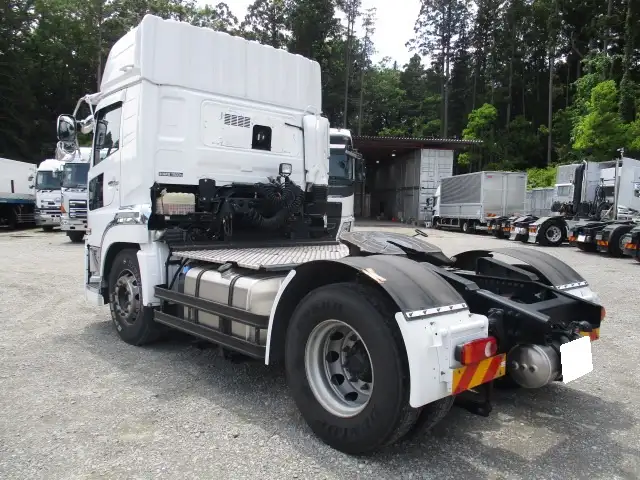 令和02年12月中古大型トラクタヘッド日産UDクオンの画像7