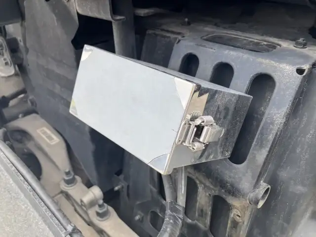 令和02年06月中古大型トラクタヘッド日産UDクオンの画像12