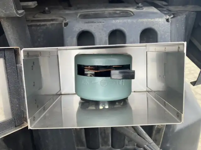 令和02年06月中古大型トラクタヘッド日産UDクオンの画像13