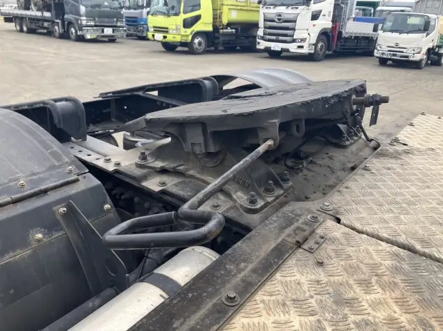 令和02年06月中古大型トラクタヘッド日産UDクオンの画像15