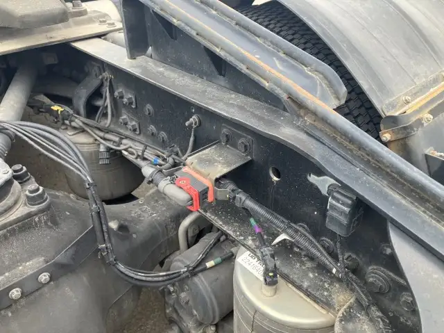 令和02年06月中古大型トラクタヘッド日産UDクオンの画像17