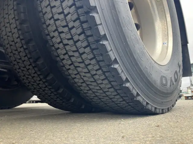 令和02年06月中古大型トラクタヘッド日産UDクオンの画像28