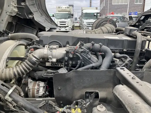 令和02年06月中古大型トラクタヘッド日産UDクオンの画像38