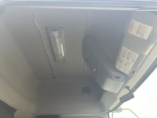 令和02年06月中古大型トラクタヘッド日産UDクオンの画像41