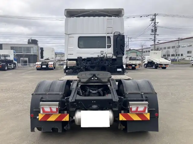 令和02年06月中古大型トラクタヘッド日産UDクオンの画像6