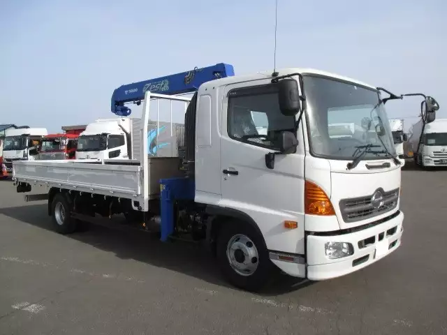 平成29年03月中古中型クレーン付日野レンジャーの画像3