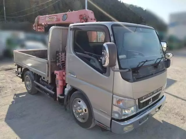 平成19年10月中古小型クレーン付三菱ふそうキャンターの画像2