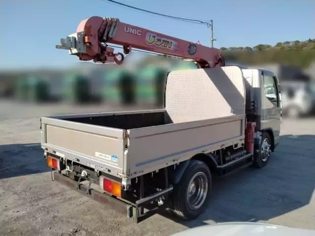 平成19年10月中古小型クレーン付三菱ふそうキャンターの画像3