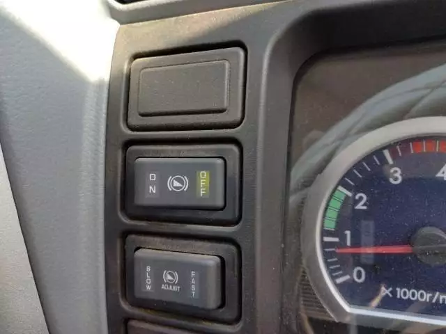 平成19年10月中古小型クレーン付三菱ふそうキャンターの画像9