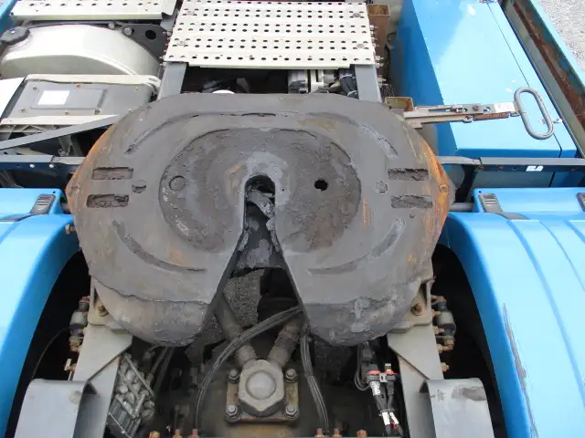 平成30年06月中古大型トラクタヘッドボルボボルボの画像20