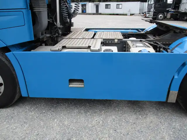 平成30年06月中古大型トラクタヘッドボルボボルボの画像22