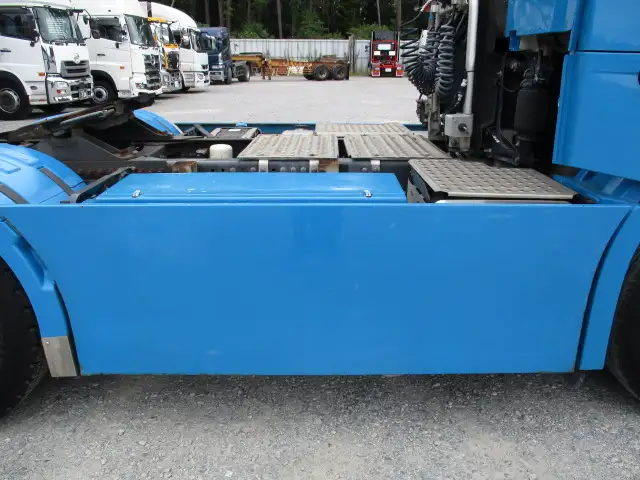 平成30年06月中古大型トラクタヘッドボルボボルボの画像23