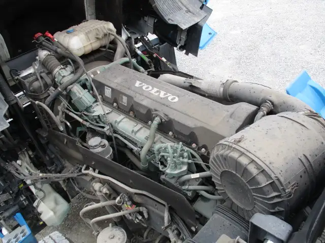 平成30年06月中古大型トラクタヘッドボルボボルボの画像47