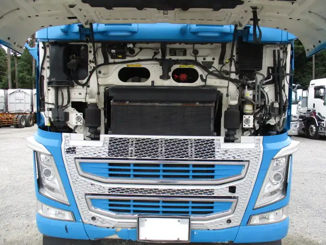 平成30年06月中古大型トラクタヘッドボルボボルボの画像55