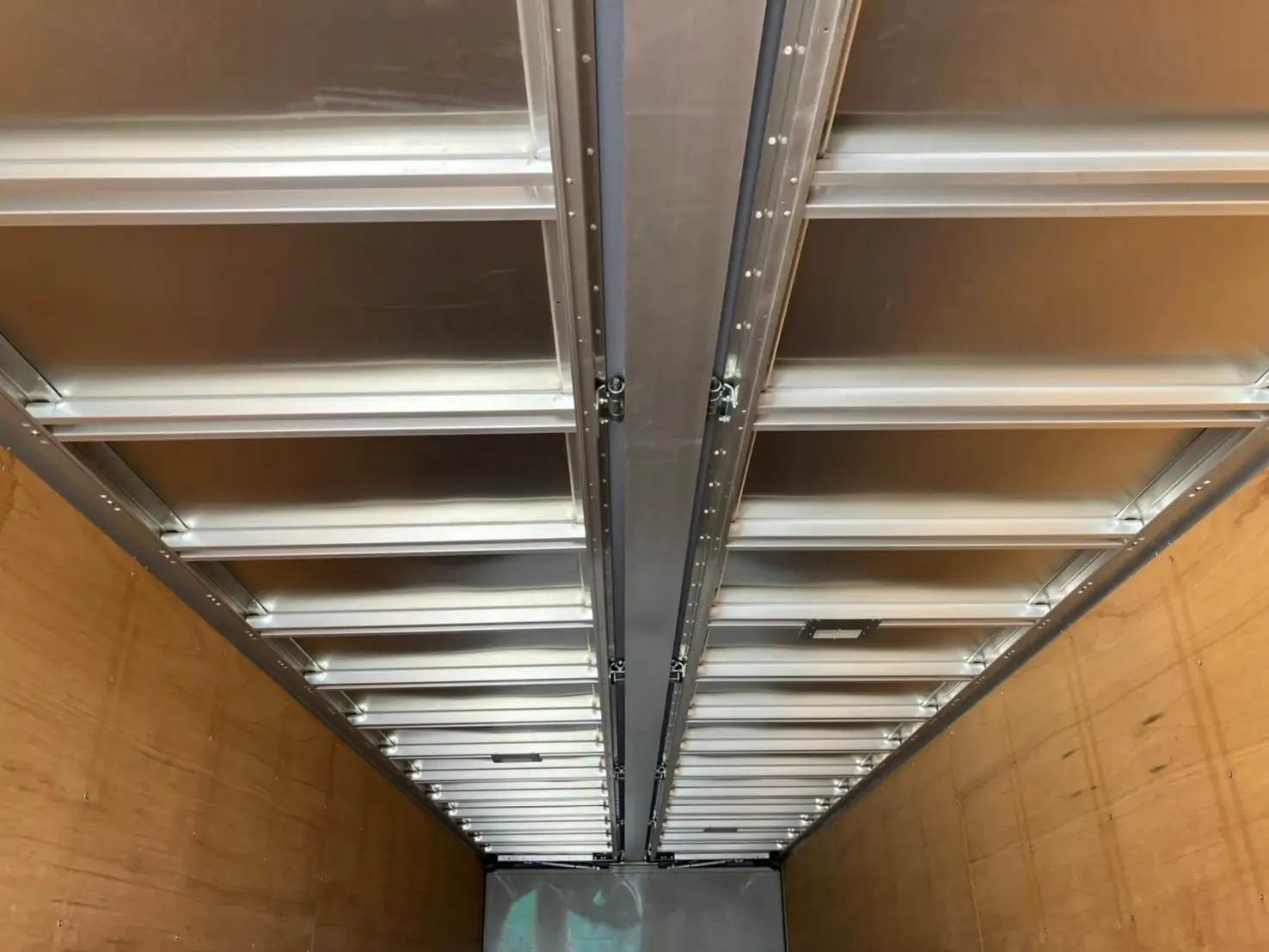 【車検付 令和6年8月】平成30年 三菱 4軸低床ドライウイング エアサス ハイルーフ AT 積載:13,800kgの画像28