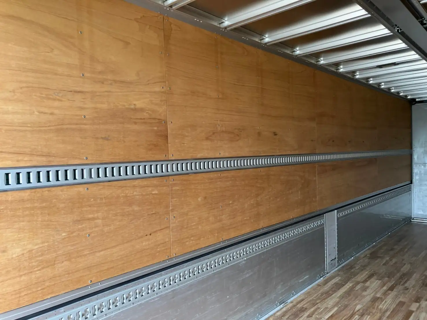 【車検付 令和6年8月】平成30年 三菱 4軸低床ドライウイング エアサス ハイルーフ AT 積載:13,800kgの画像38