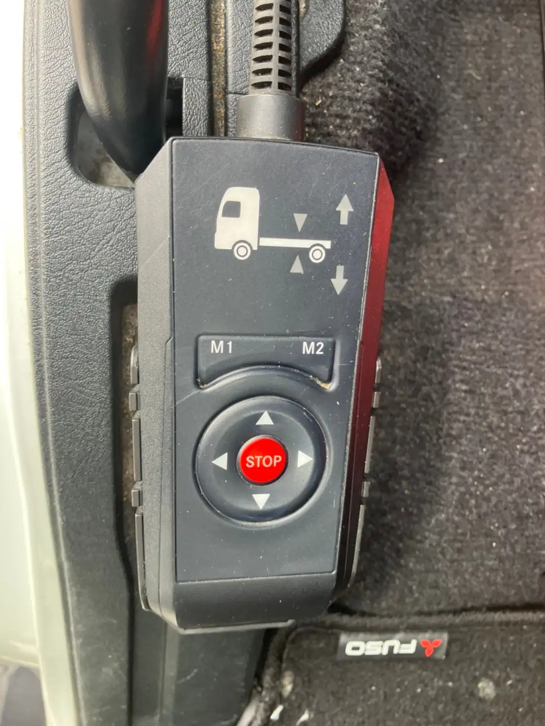 【車検付 令和6年8月】平成30年 三菱 4軸低床ドライウイング エアサス ハイルーフ AT 積載:13,800kgの画像48