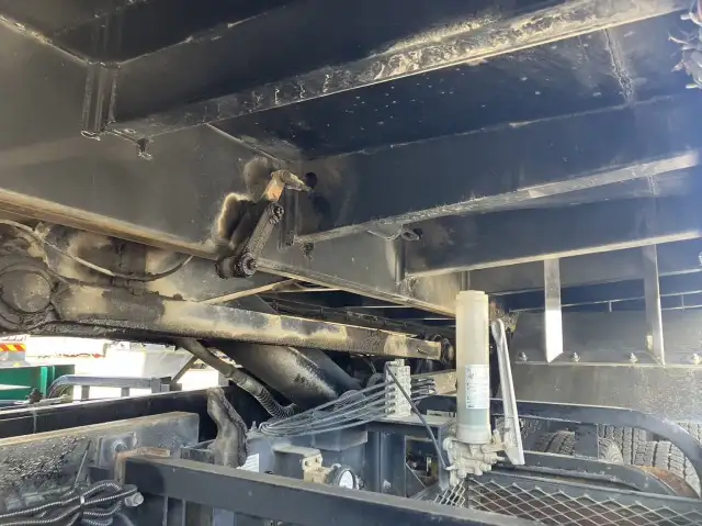 平成26年11月中古大型ダンプ三菱ふそうスーパーグレートの画像13