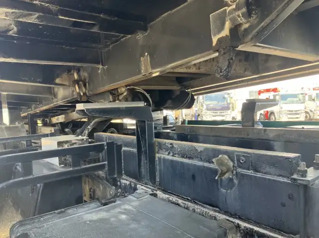 平成26年11月中古大型ダンプ三菱ふそうスーパーグレートの画像21