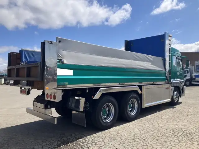 平成26年11月中古大型ダンプ三菱ふそうスーパーグレートの画像4