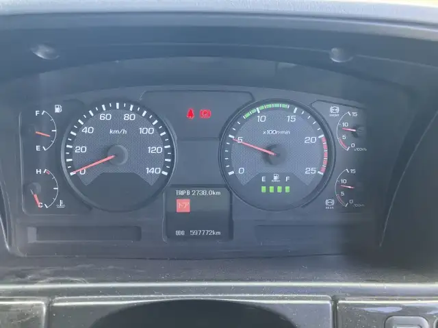 平成26年11月中古大型ダンプ三菱ふそうスーパーグレートの画像34