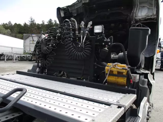 令和03年01月中古大型トラクタヘッド日野プロフィアの画像23