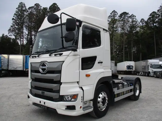 令和03年01月中古大型トラクタヘッド日野プロフィアの画像1