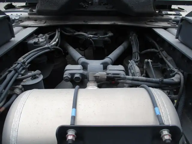 令和03年01月中古大型トラクタヘッド日野プロフィアの画像17