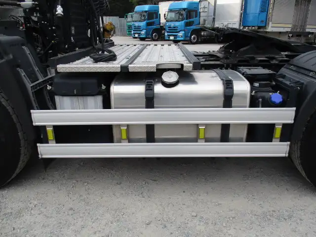 令和03年01月中古大型トラクタヘッド日野プロフィアの画像19