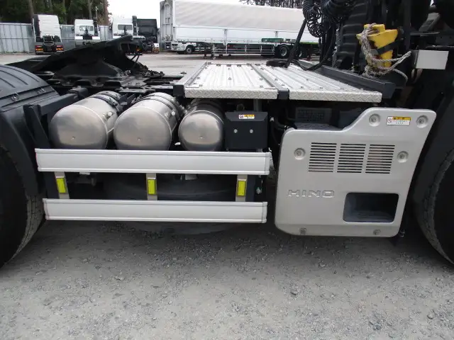 令和03年01月中古大型トラクタヘッド日野プロフィアの画像21