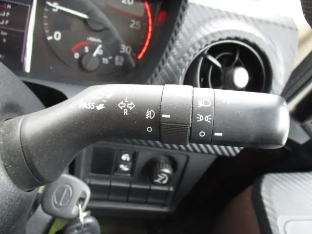 令和03年01月中古大型トラクタヘッド日野プロフィアの画像42