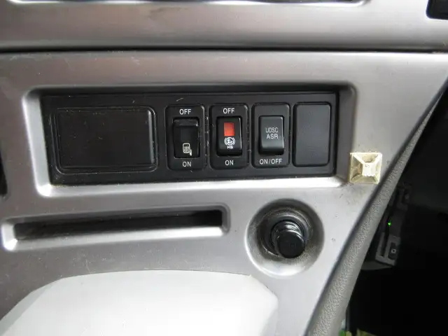 平成29年06月中古大型トラクタヘッド日産UDクオンの画像31