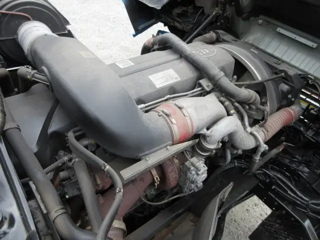 平成29年06月中古大型トラクタヘッド日産UDクオンの画像43