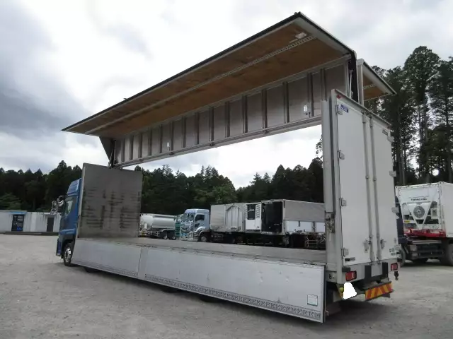 低走行!! 車検付(R6.6)平成30年 UD 低床4軸ウィング 390馬力 AT 積載:13,600kg バックモニター ETC2.0 ナビの画像32