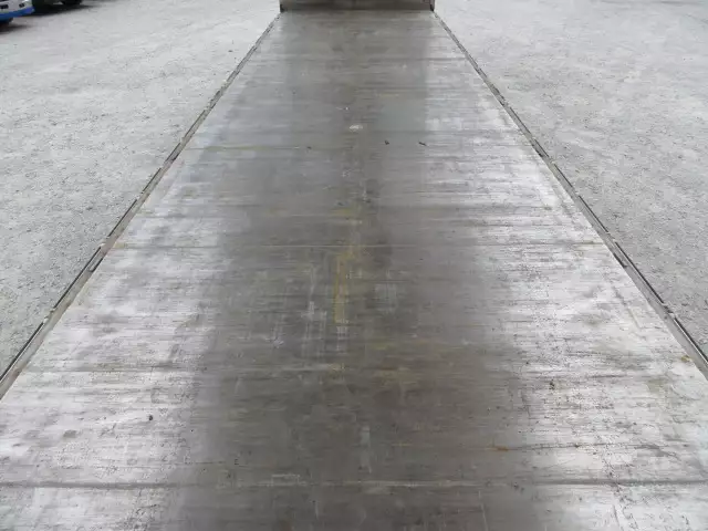 低走行!! 車検付(R6.6)平成30年 UD 低床4軸ウィング 390馬力 AT 積載:13,600kg バックモニター ETC2.0 ナビの画像35