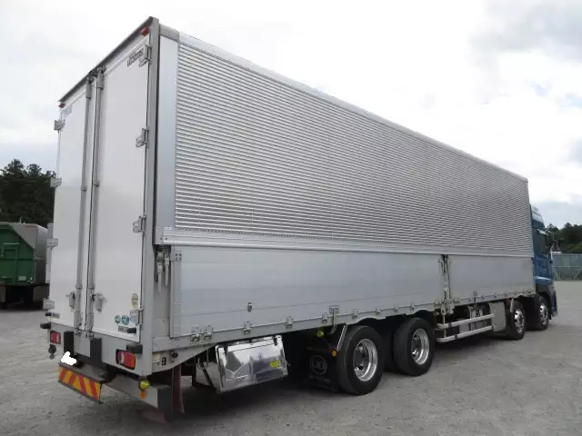 低走行!! 車検付(R6.6)平成30年 UD 低床4軸ウィング 390馬力 AT 積載:13,600kg バックモニター ETC2.0 ナビの画像5