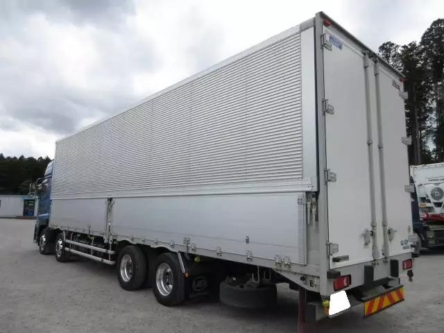 低走行!! 車検付(R6.6)平成30年 UD 低床4軸ウィング 390馬力 AT 積載:13,600kg バックモニター ETC2.0 ナビの画像7