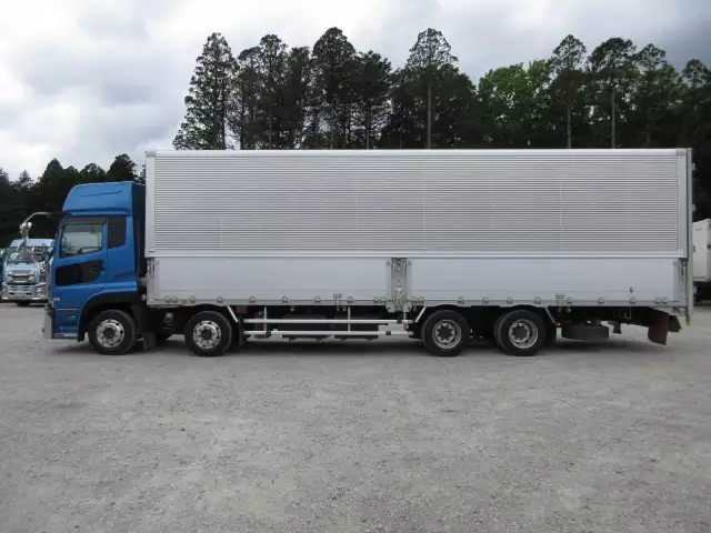 低走行!! 車検付(R6.6)平成30年 UD 低床4軸ウィング 390馬力 AT 積載:13,600kg バックモニター ETC2.0 ナビの画像8