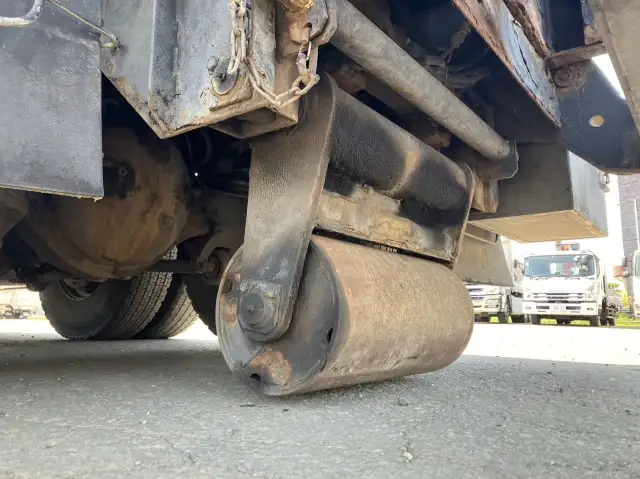 平成24年06月中古大型ミキサー車・高所作業車・その他特装車三菱ふそうスーパーグレートの画像21