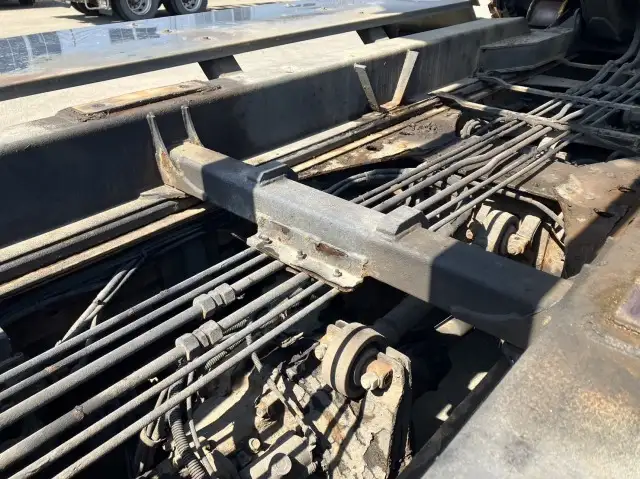 平成24年06月中古大型ミキサー車・高所作業車・その他特装車三菱ふそうスーパーグレートの画像25