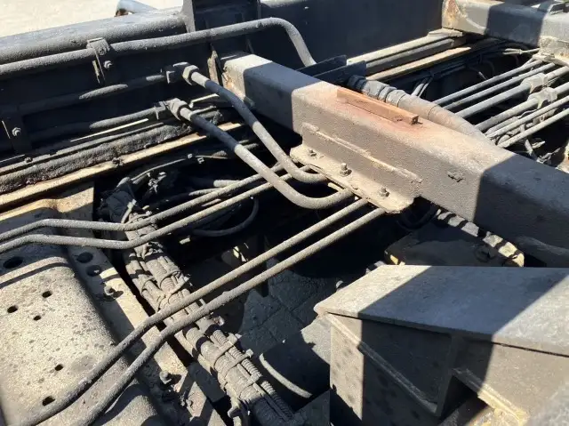 平成24年06月中古大型ミキサー車・高所作業車・その他特装車三菱ふそうスーパーグレートの画像26