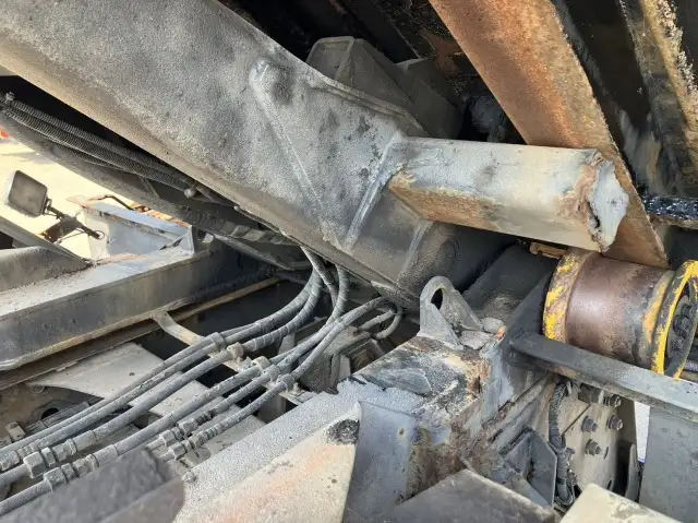 平成24年06月中古大型ミキサー車・高所作業車・その他特装車三菱ふそうスーパーグレートの画像27