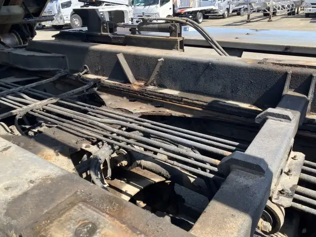 平成24年06月中古大型ミキサー車・高所作業車・その他特装車三菱ふそうスーパーグレートの画像30