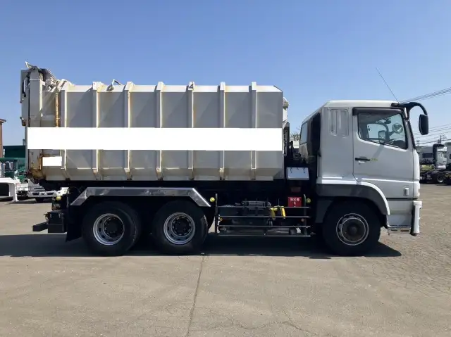 平成24年06月中古大型ミキサー車・高所作業車・その他特装車三菱ふそうスーパーグレートの画像4