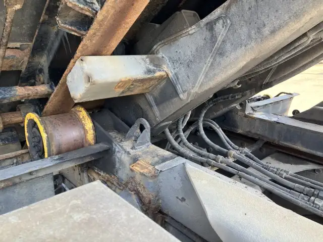 平成24年06月中古大型ミキサー車・高所作業車・その他特装車三菱ふそうスーパーグレートの画像32