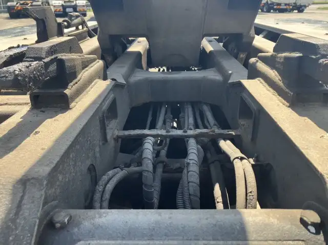 平成24年06月中古大型ミキサー車・高所作業車・その他特装車三菱ふそうスーパーグレートの画像35