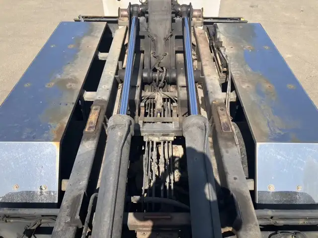 平成24年06月中古大型ミキサー車・高所作業車・その他特装車三菱ふそうスーパーグレートの画像38