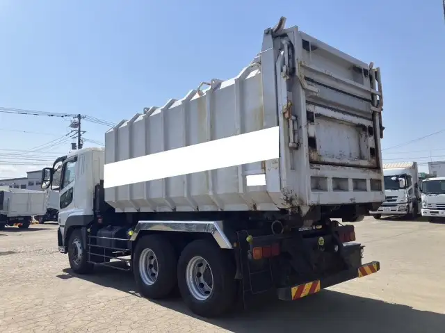 平成24年06月中古大型ミキサー車・高所作業車・その他特装車三菱ふそうスーパーグレートの画像7