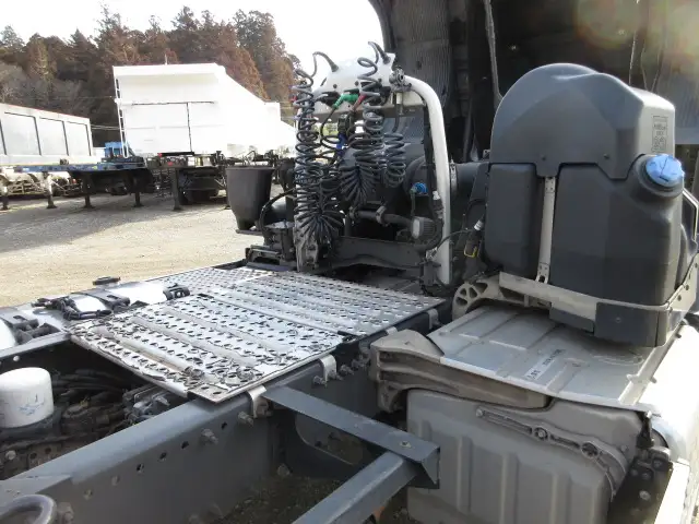 令和02年11月中古大型トラクタヘッド輸入車・その他ボルボの画像21